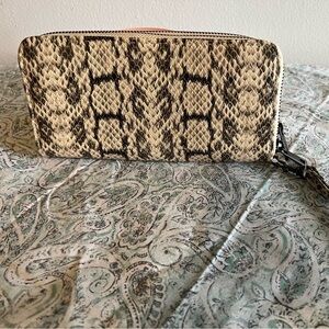 A new day double zipper wallet